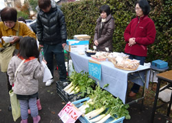 お餅つき＆しし鍋＆野菜市