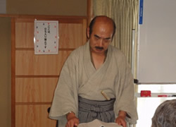 カフェ頼政道