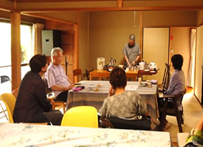 カフェ頼政道